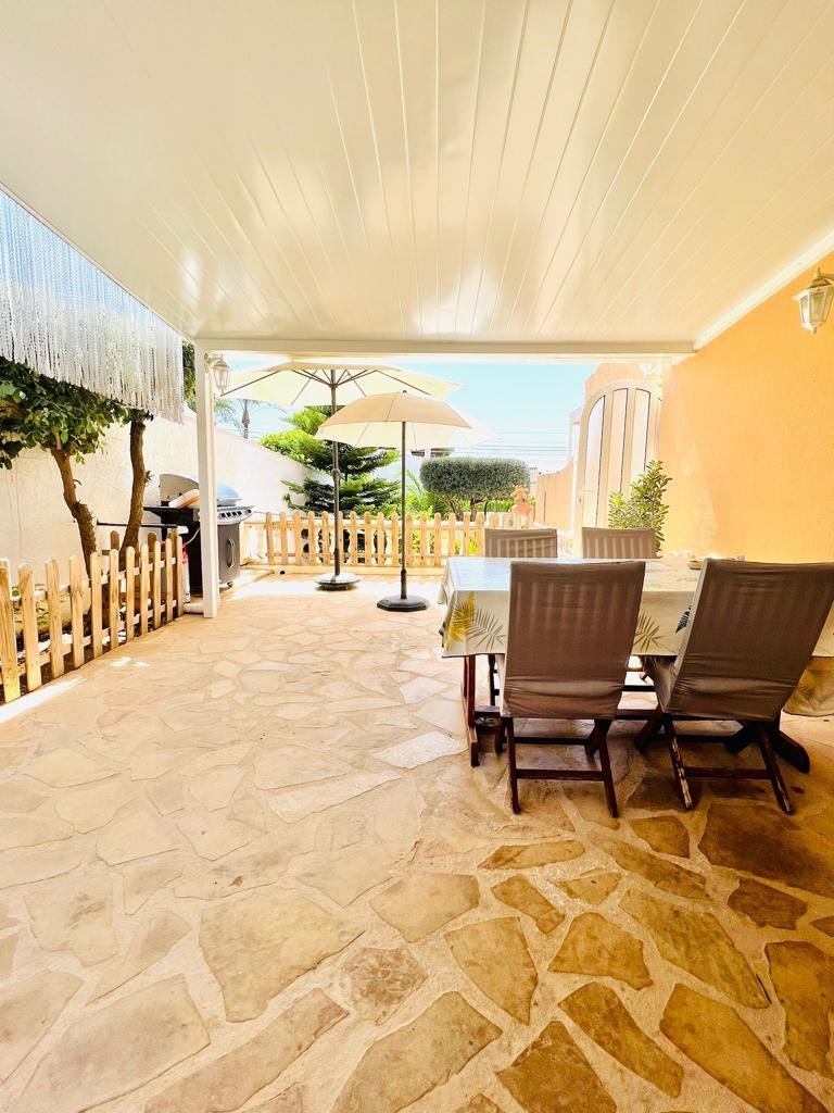 Precioso chalet en Calpe a pie de playa