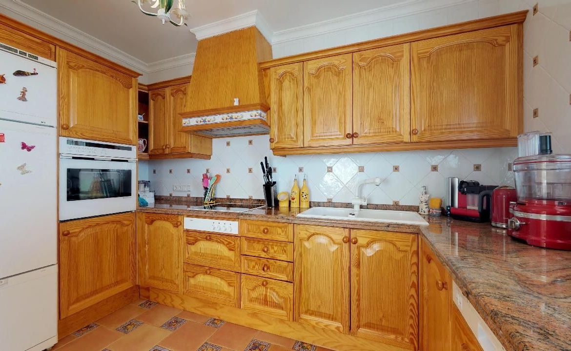 EXCLUSIEVE VILLA TE KOOP IN CALPE MET MARVELLOUS ZEEZICHTEN
