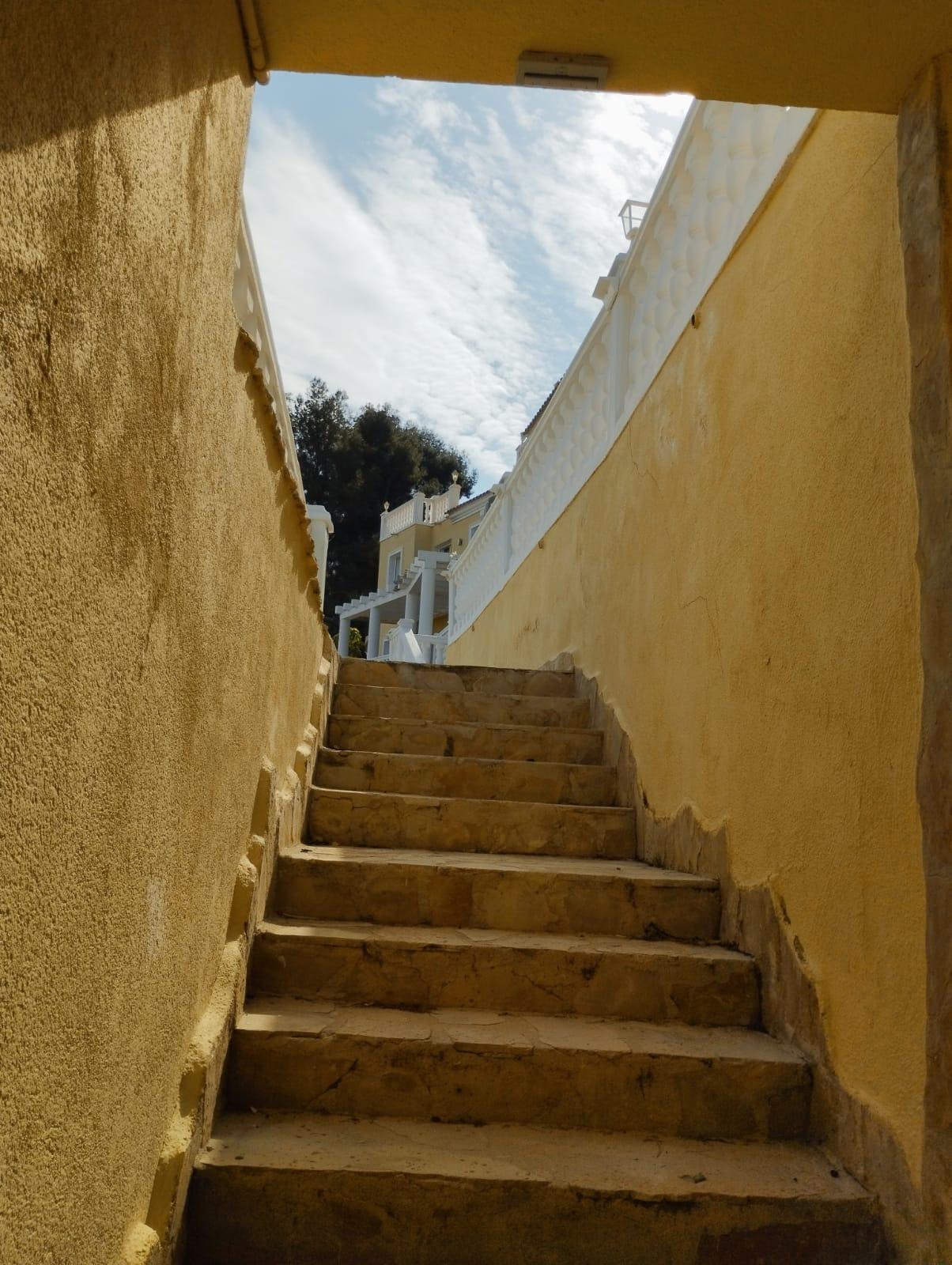 2-8-47 Exclusieve villa in Calpe met panoramisch uitzicht en een grote investeringsmogelijkheid
