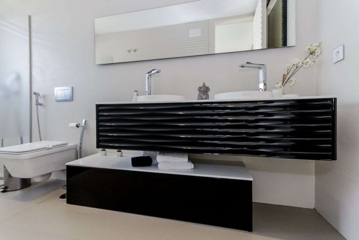 NEW CONSTRUCTION VILLAS 250 m FROM THE BEACH IN CAMPOAMOR