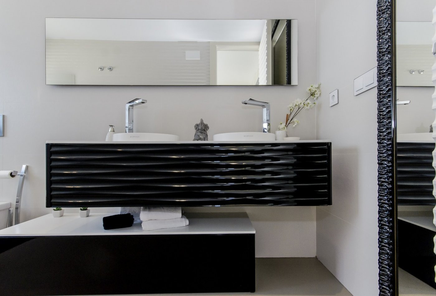 NEW CONSTRUCTION VILLAS 250 m FROM THE BEACH IN CAMPOAMOR