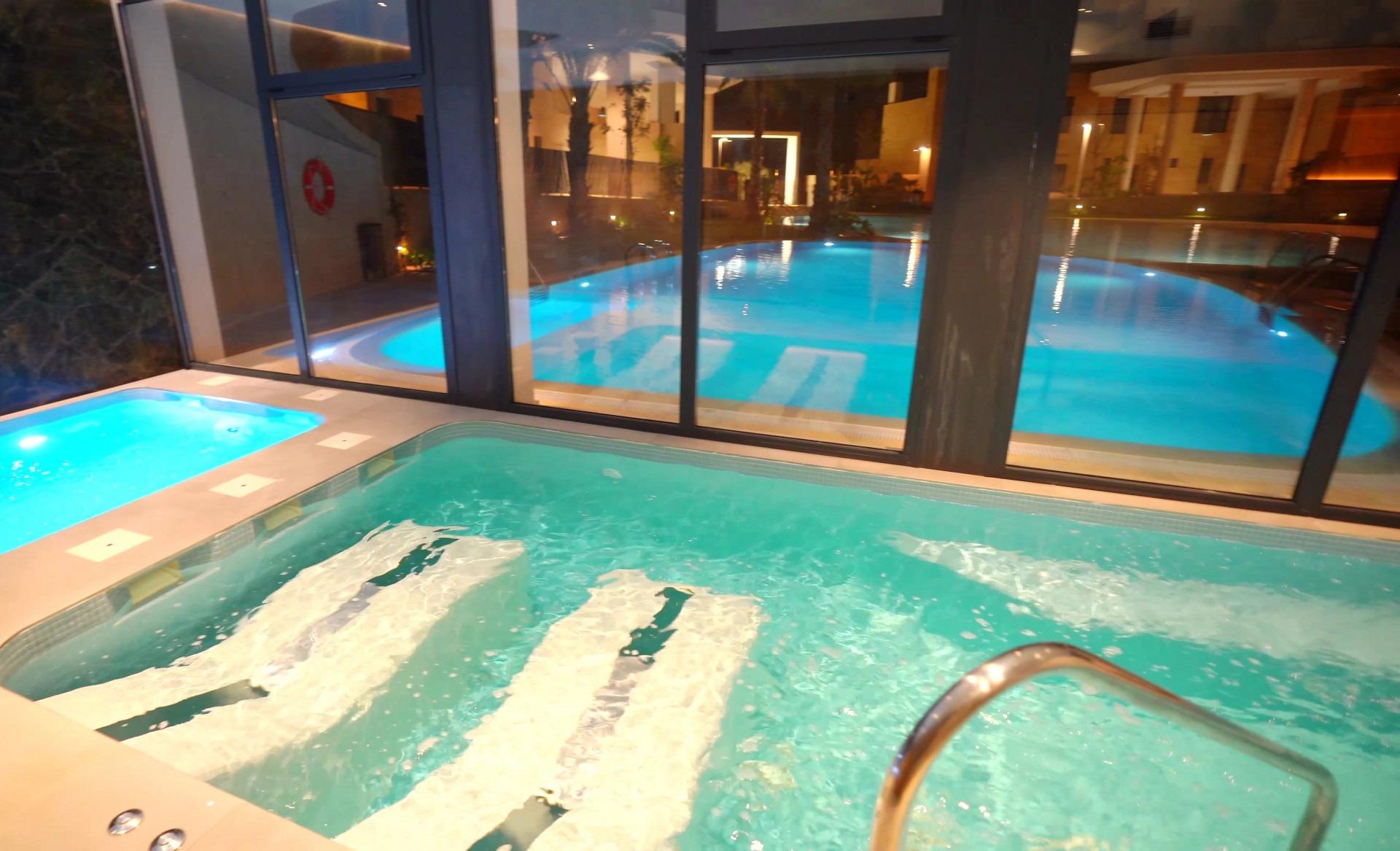 Luxe eigendom aan zee!