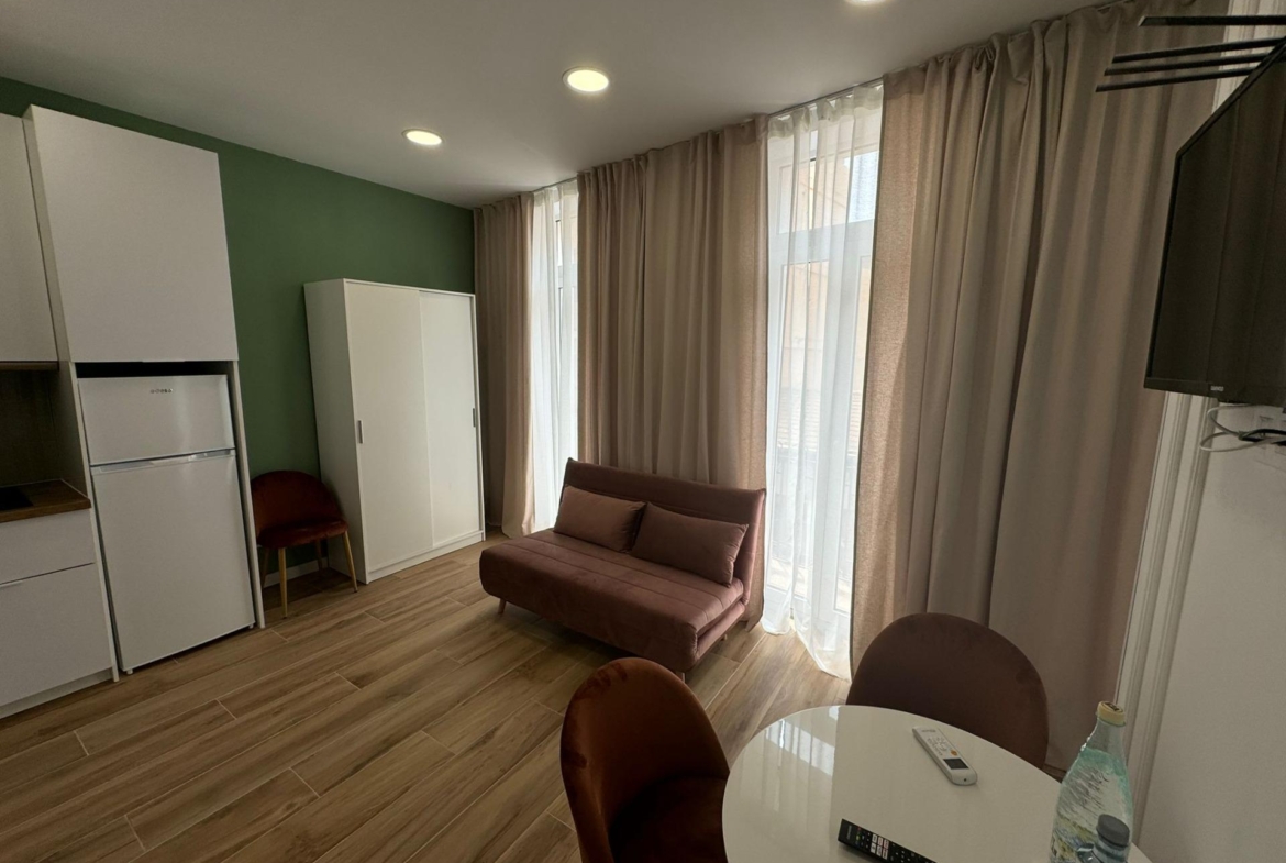 EDIFICIO EN VENTA EN ALICANTE CON LICENCIA TURISTICA – CAROLINAS BAJAS