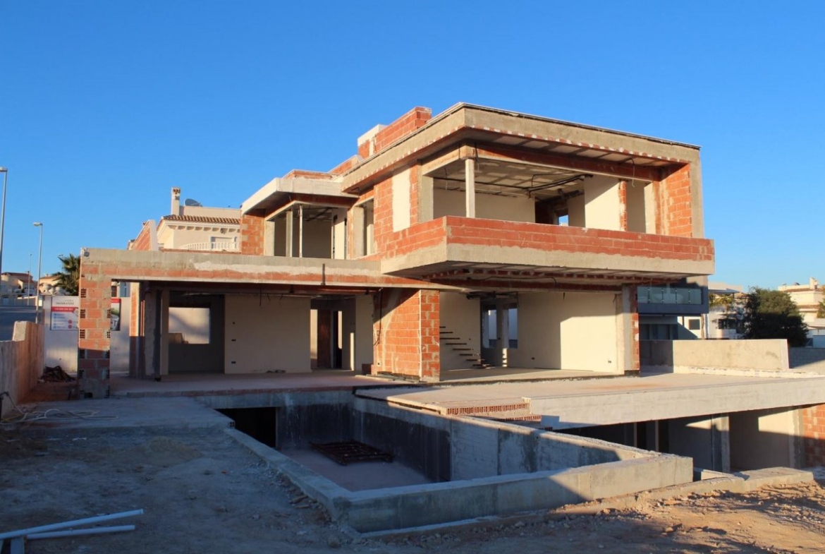For sale new home 890 000 euro