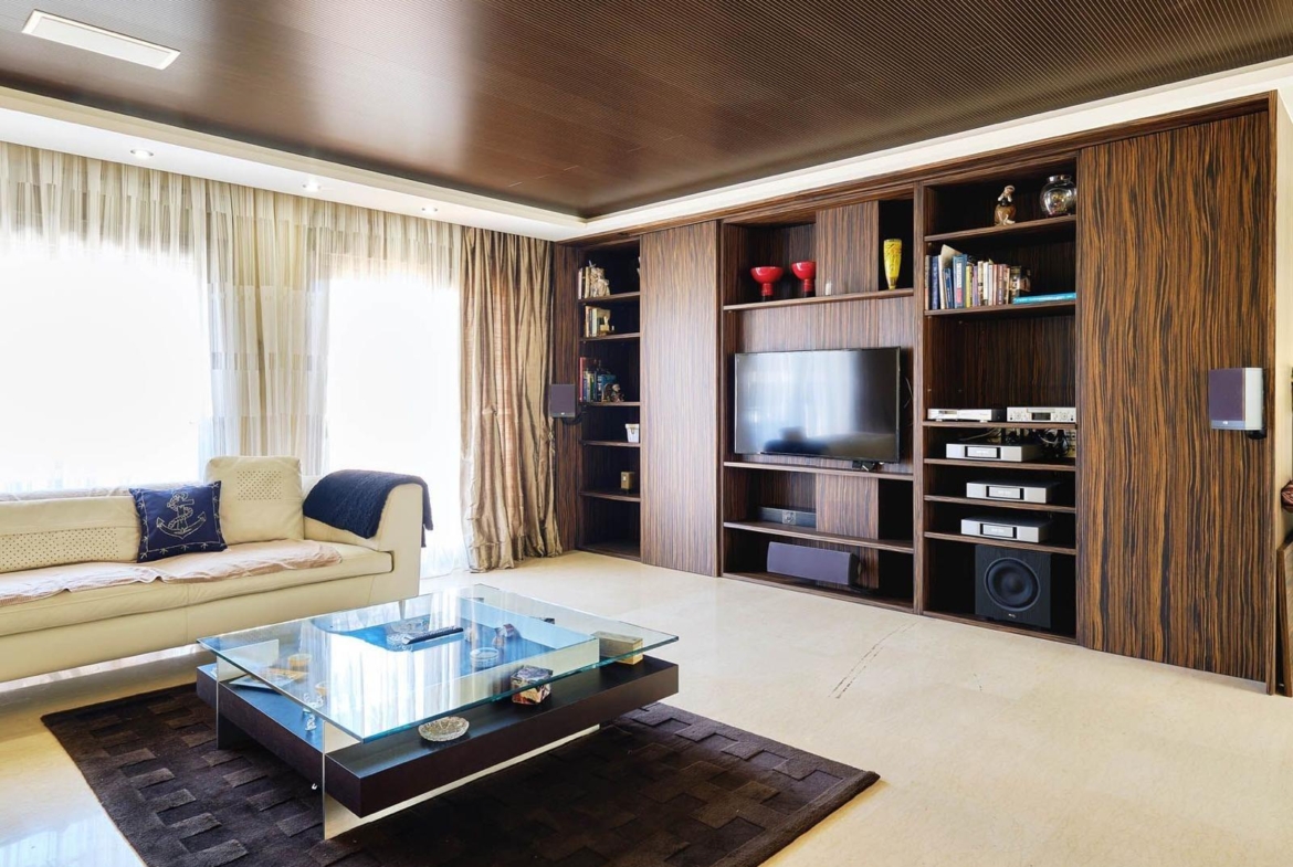 Luxury PENTHOUSE in the TORREVIEJA THEATER SQUARE