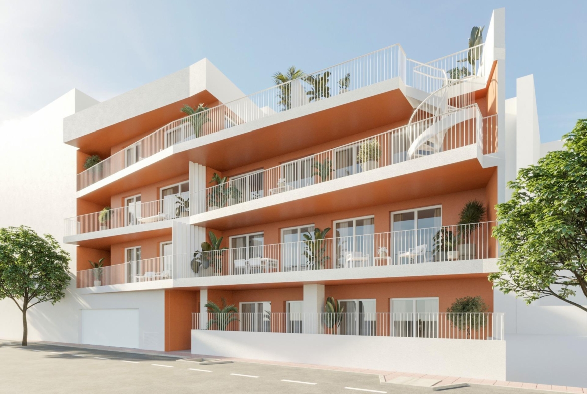 Moderno Piso en San Vicente del Raspeig con Piscina y Amplios Espacios