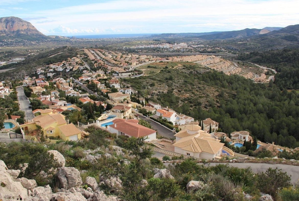 Villa exclusiva con vistas a la montaña en Pedreguer