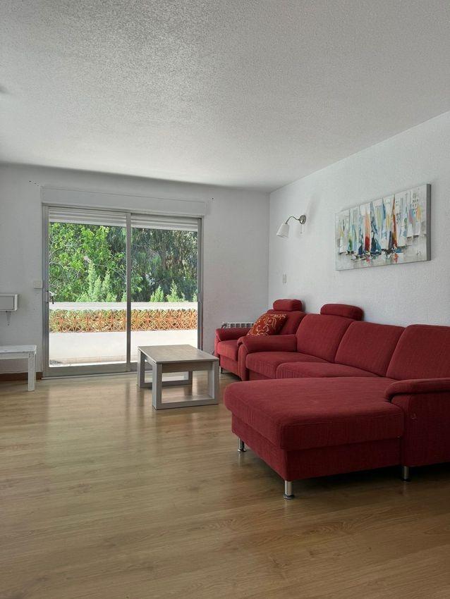 🏡 Semi-detached house in Albir with a tourist license – just 200 meters from the sea! 🌊🌿