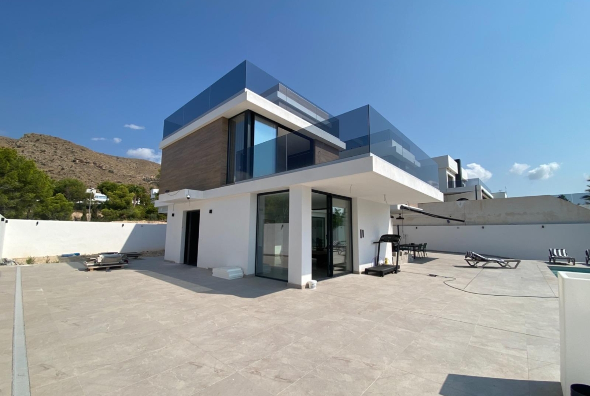 Ontdek uw nieuwe woning in Sierra Cortina, Finestrat