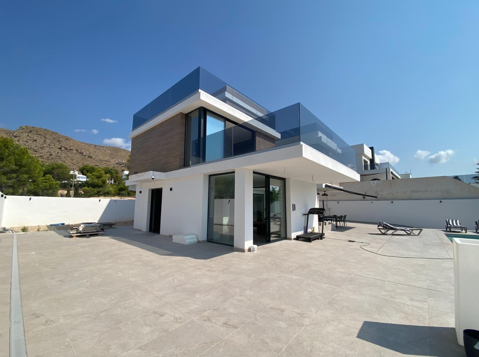 Ontdek uw nieuwe woning in Sierra Cortina, Finestrat