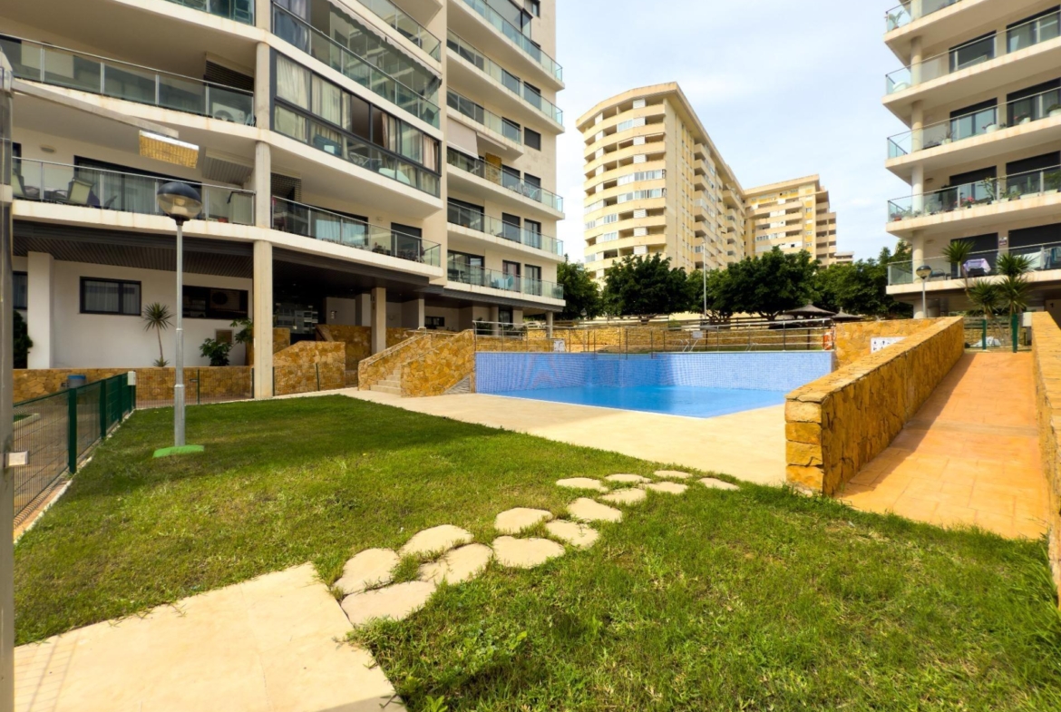 Coqueto apartamento a 200 m de la playa de la Cala de Finestrat
