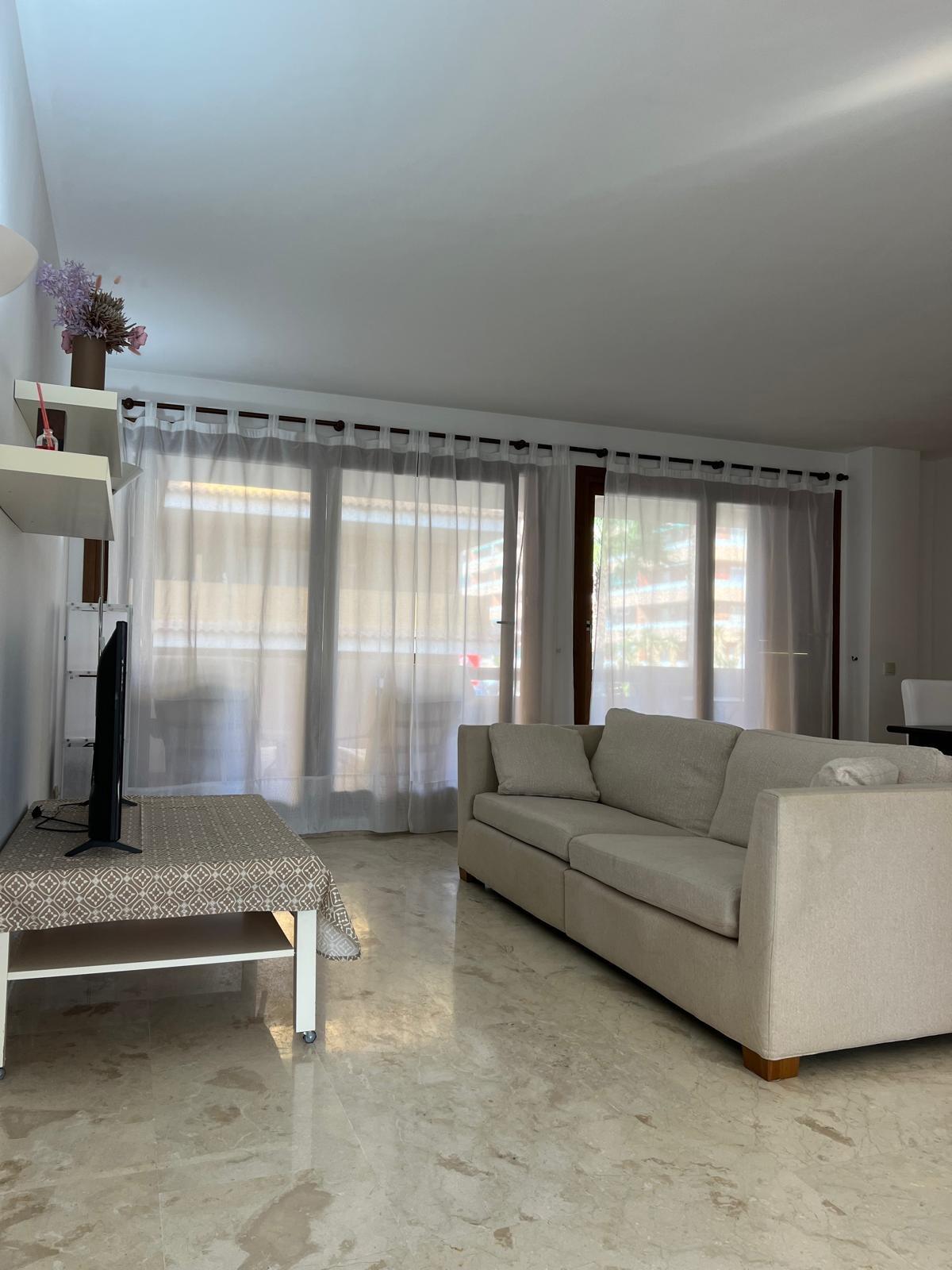 2-9-349 La Entrada ! Enorme apartamento en una de las mejores zonas de Costa Blanca !