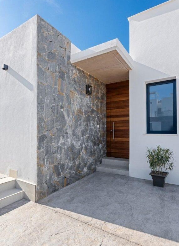 Luxury Villa with sea views and own pool in Mar de Cristal