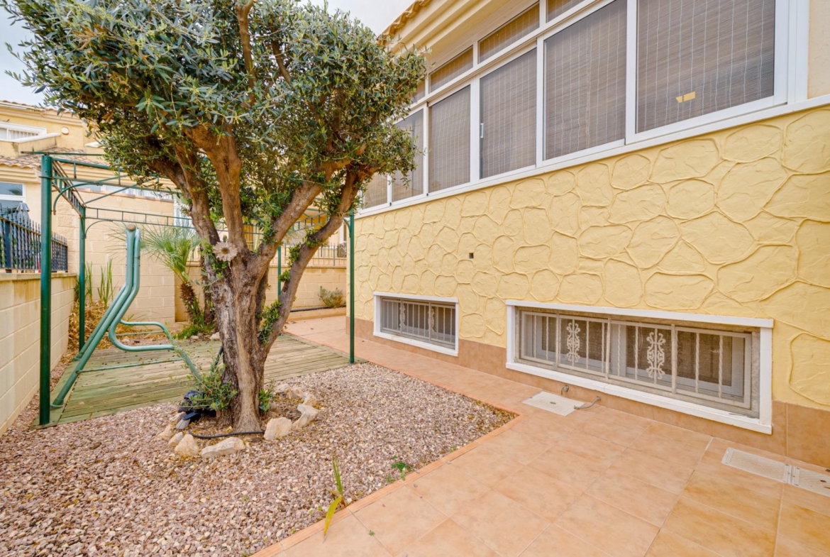 Large corner semi-detached house with sea views,