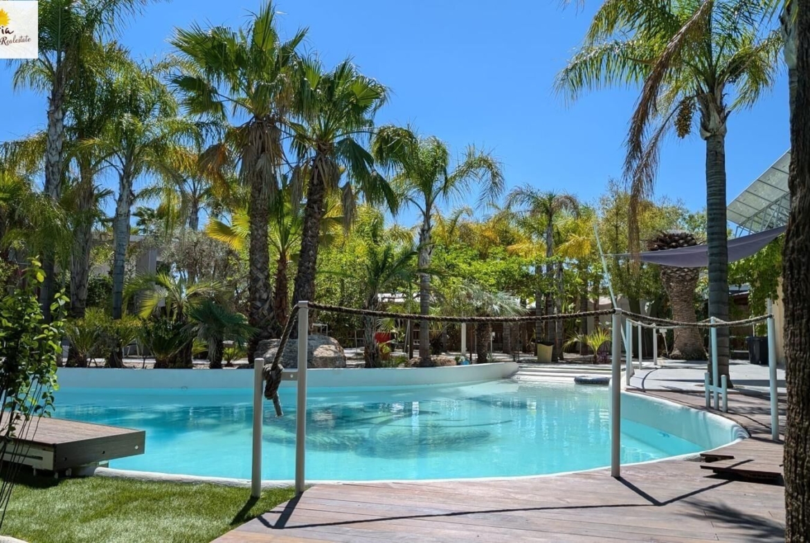 EXCLUSIVE VILLA-OASIS WITH GUEST-HOUSES (BÉTERA)