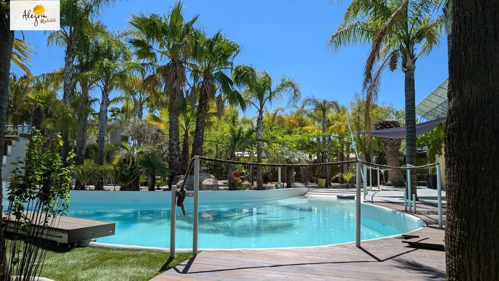 20-10-3 EXCLUSIVE VILLA-OASIS WITH GUEST-HOUSES (BÉTERA)