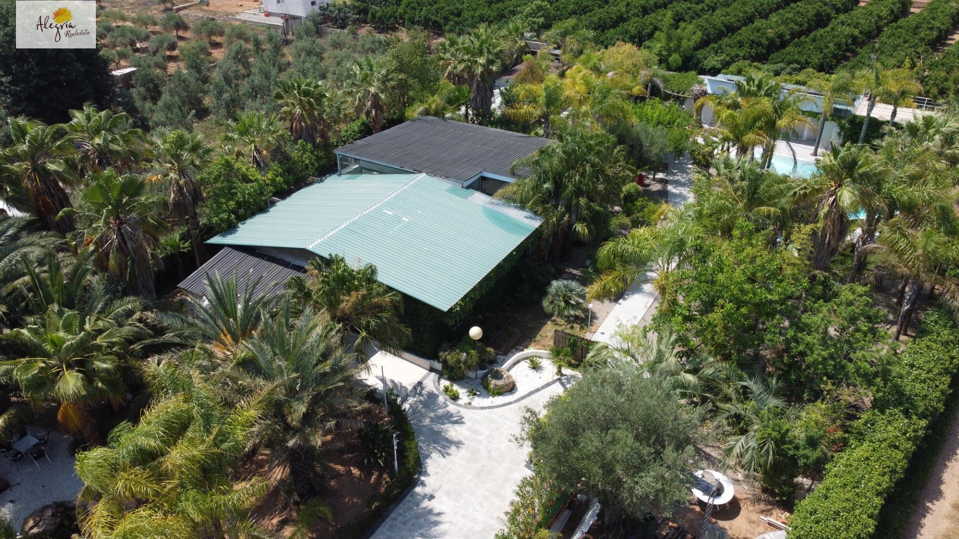 20-15-3 EXCLUSIVE VILLA-OASIS WITH GUEST-HOUSES (BÉTERA)