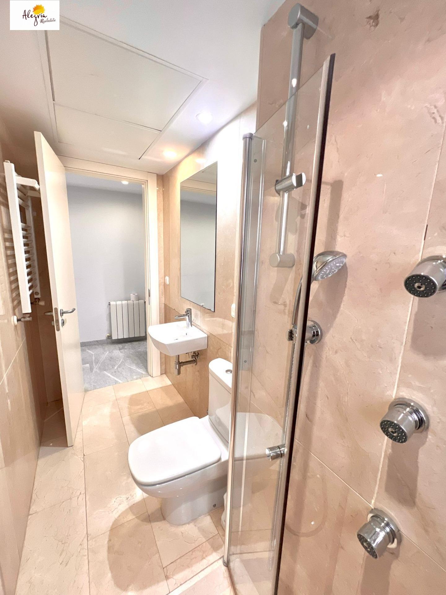 20-19-1 !!! EXTRAORDINARY DUPLEX IN THE HISTORIC CENTER OF VALENCIA