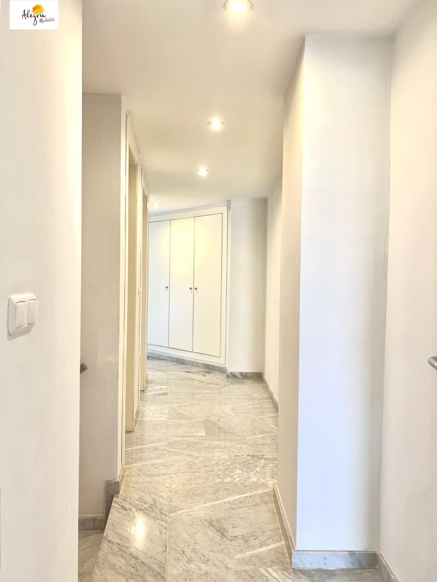 20-20-1 !!! EXTRAORDINARY DUPLEX IN THE HISTORIC CENTER OF VALENCIA