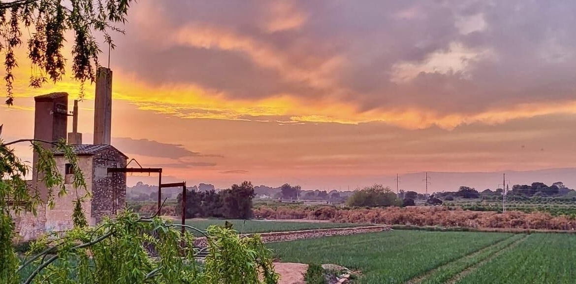 EXCLUSIVE VILLA-OASIS WITH GUEST-HOUSES (BÉTERA)