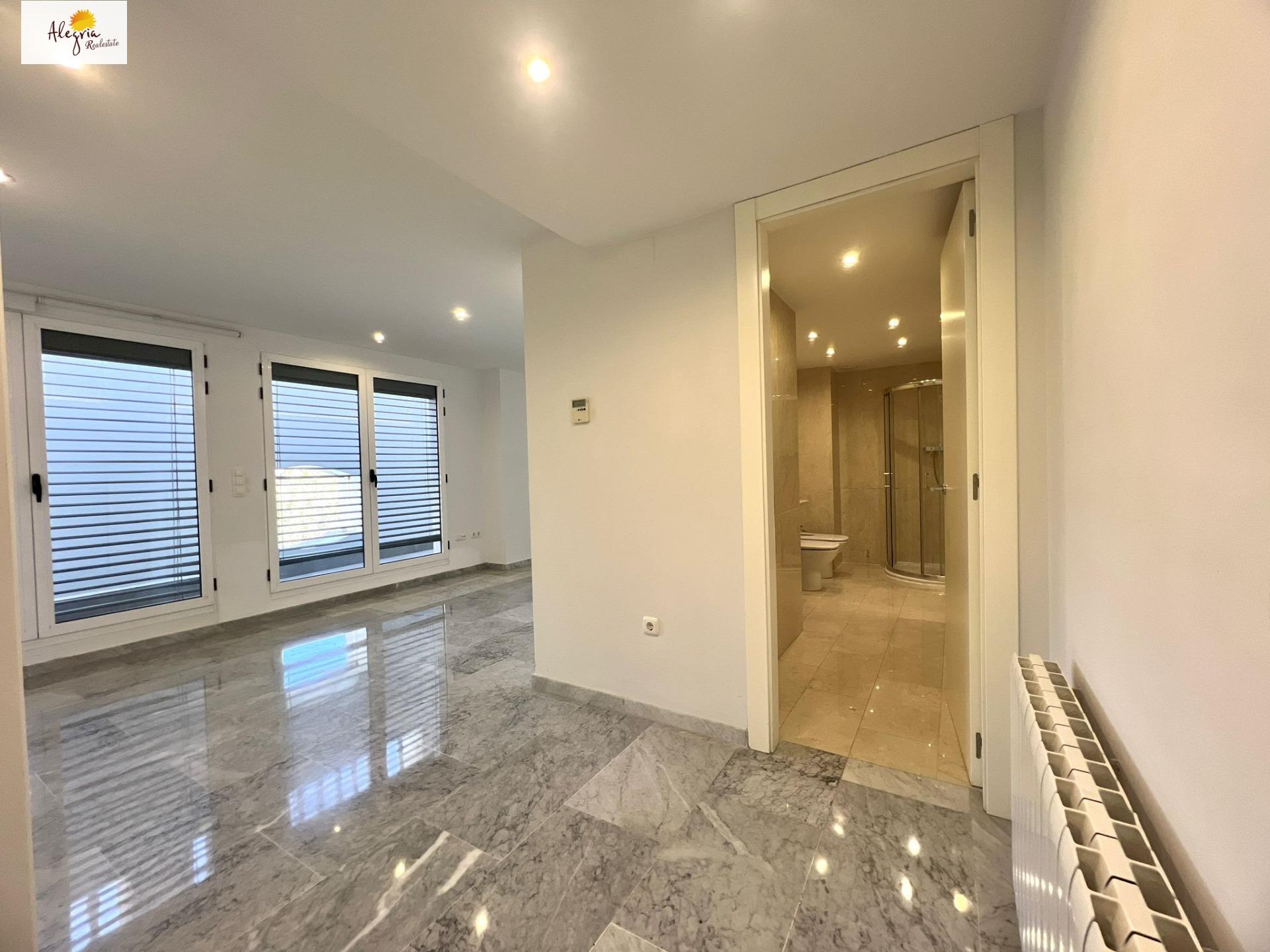 20-39 !!! EXTRAORDINARY DUPLEX IN THE HISTORIC CENTER OF VALENCIA