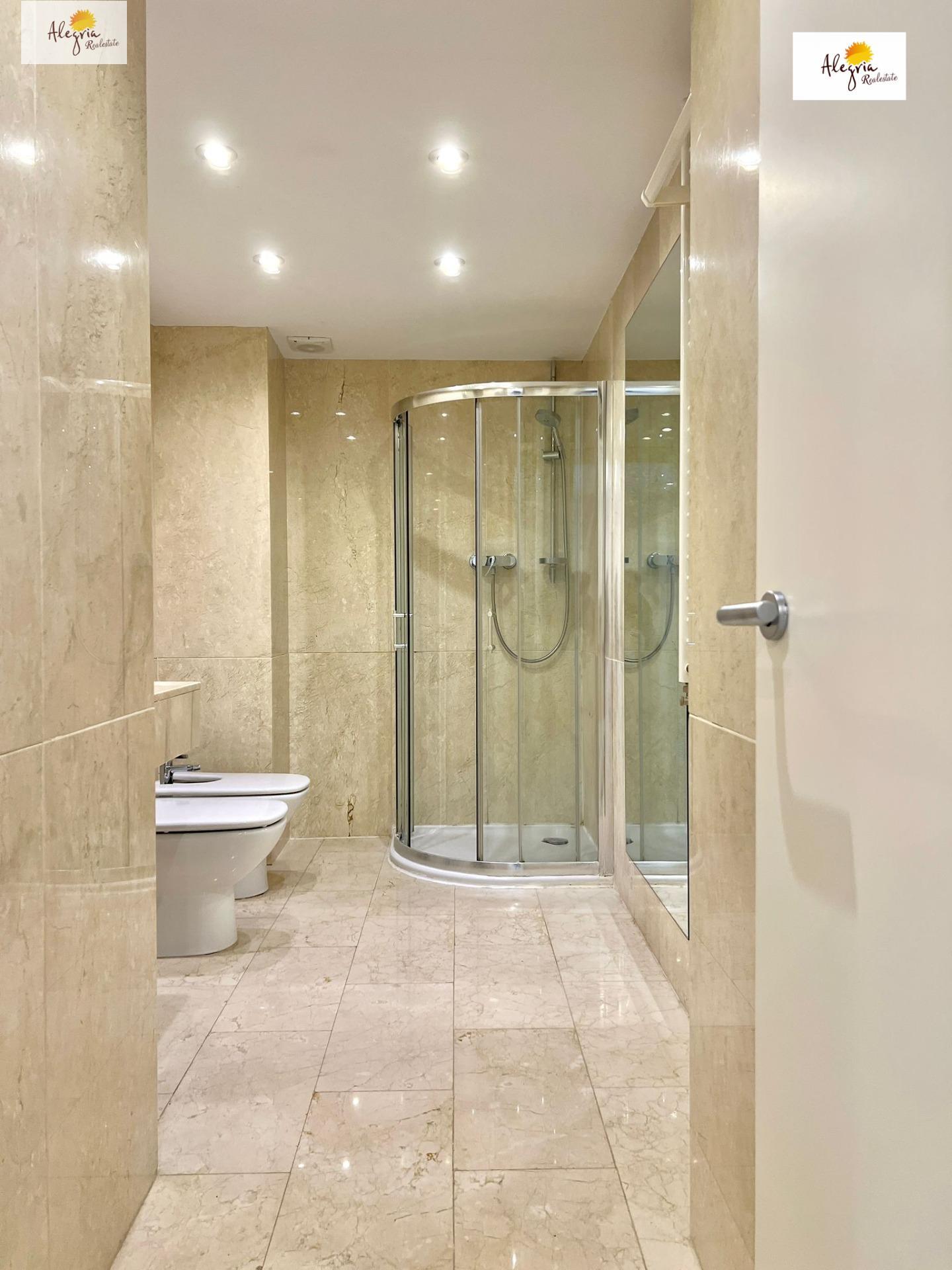 20-40 !!! EXTRAORDINARY DUPLEX IN THE HISTORIC CENTER OF VALENCIA