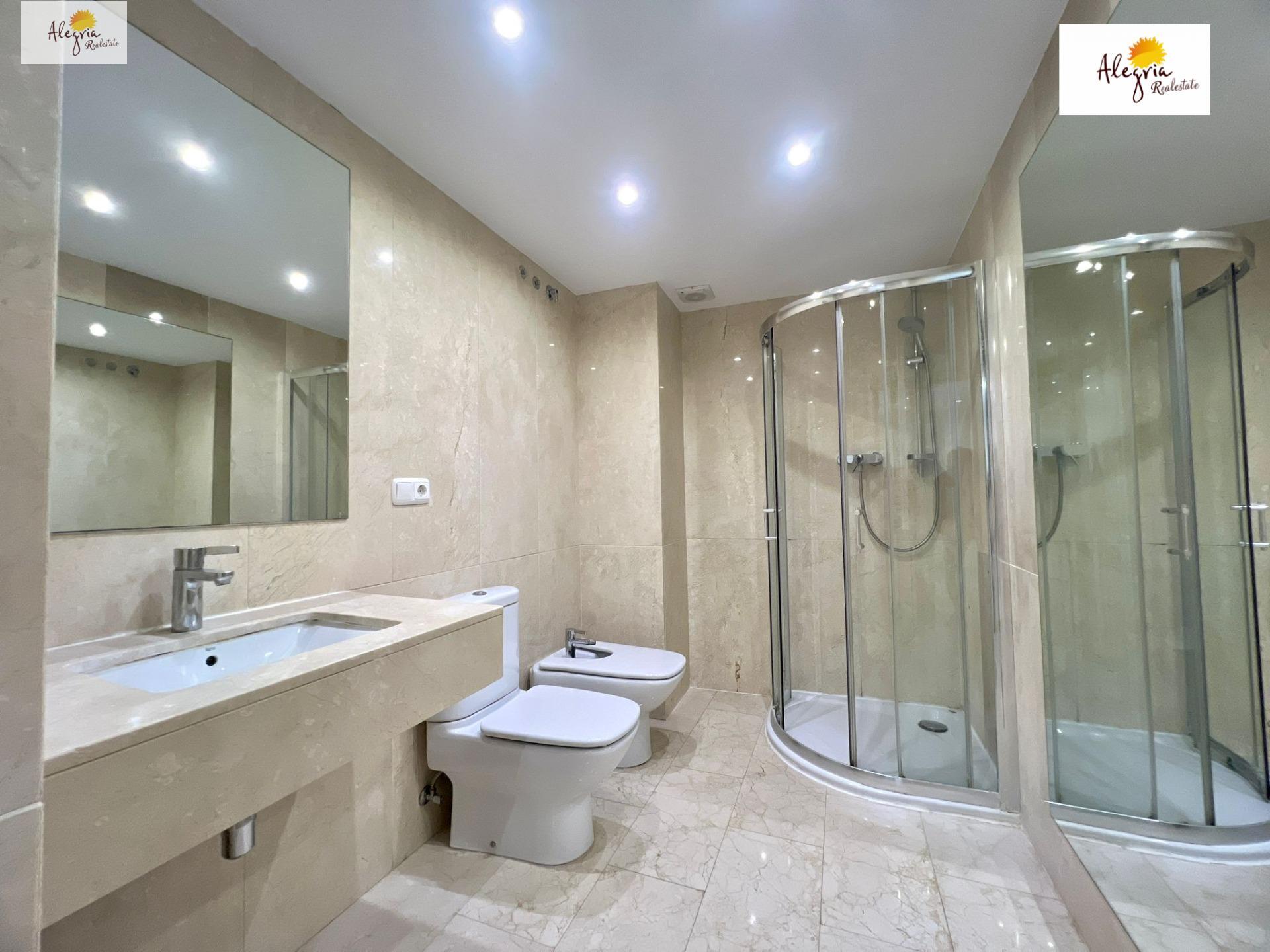 20-41 !!! EXTRAORDINARY DUPLEX IN THE HISTORIC CENTER OF VALENCIA