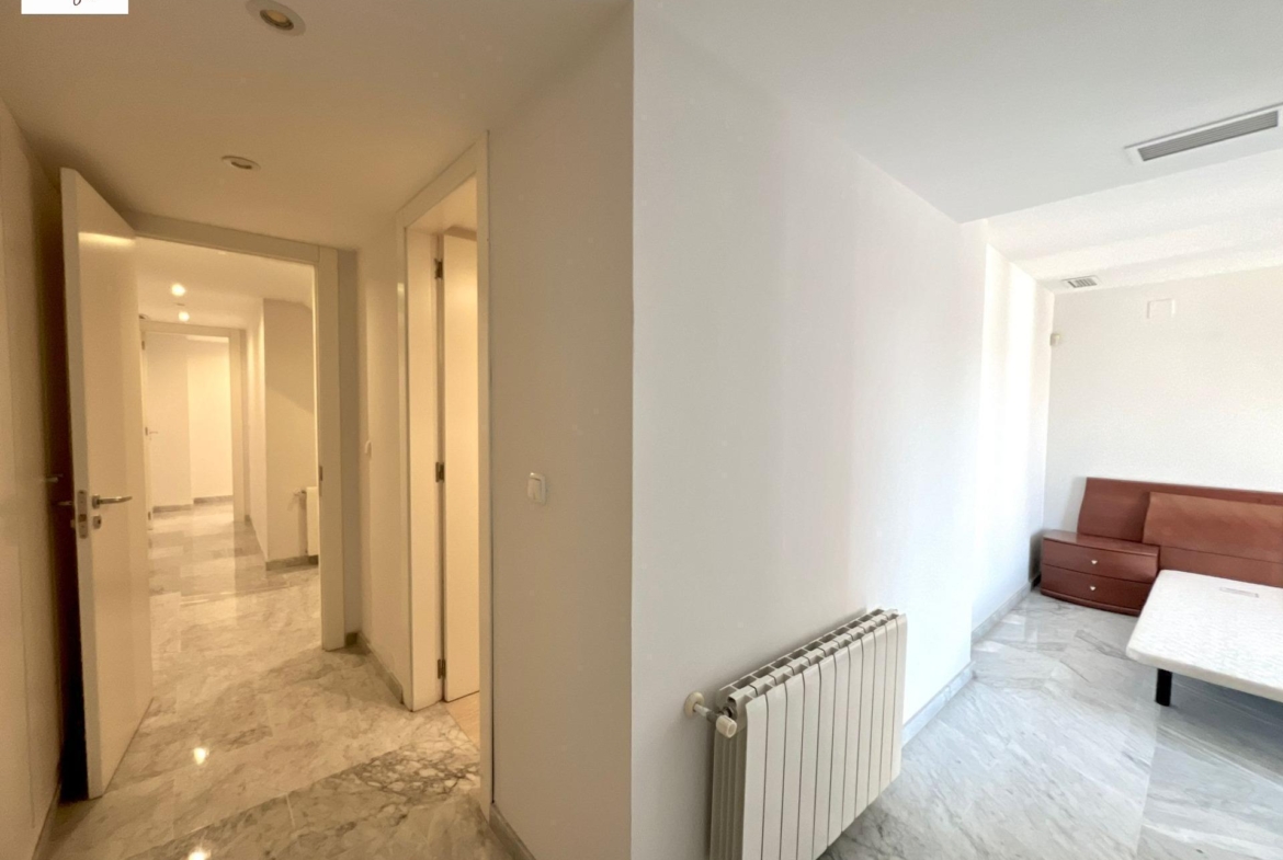 !!! EXTRAORDINARY DUPLEX IN THE HISTORIC CENTER OF VALENCIA