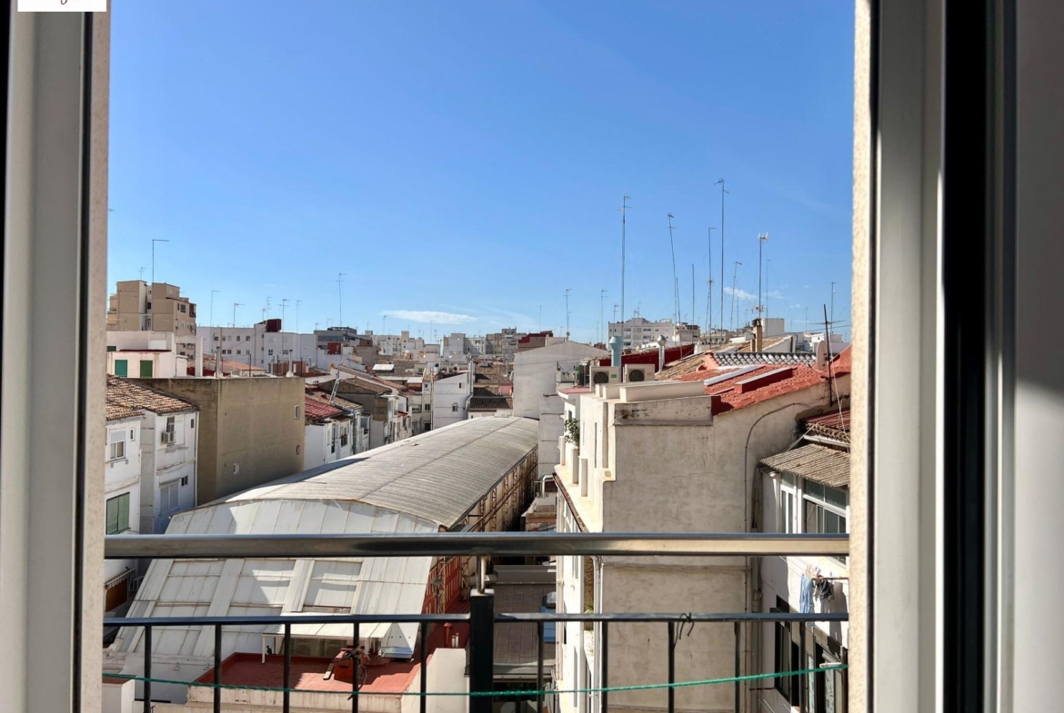 !!! EXTRAORDINARY DUPLEX IN THE HISTORIC CENTER OF VALENCIA