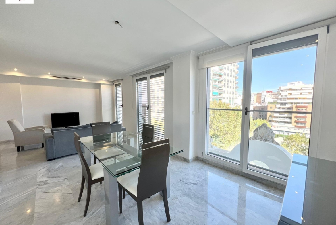 !!! EXTRAORDINARY DUPLEX IN THE HISTORIC CENTER OF VALENCIA