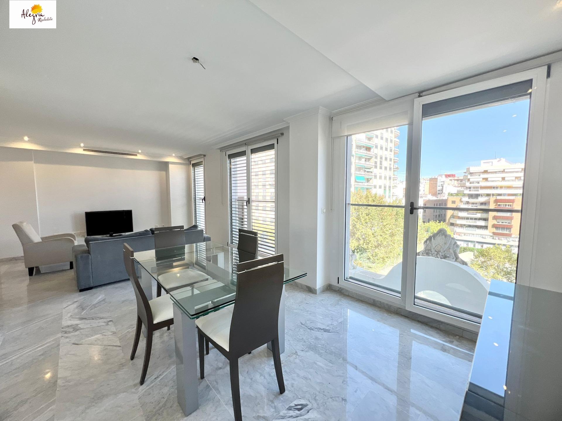 20-8-1 !!! EXTRAORDINARY DUPLEX IN THE HISTORIC CENTER OF VALENCIA
