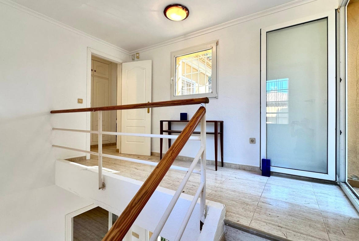 Detached villa close to the sea in Las Rotas