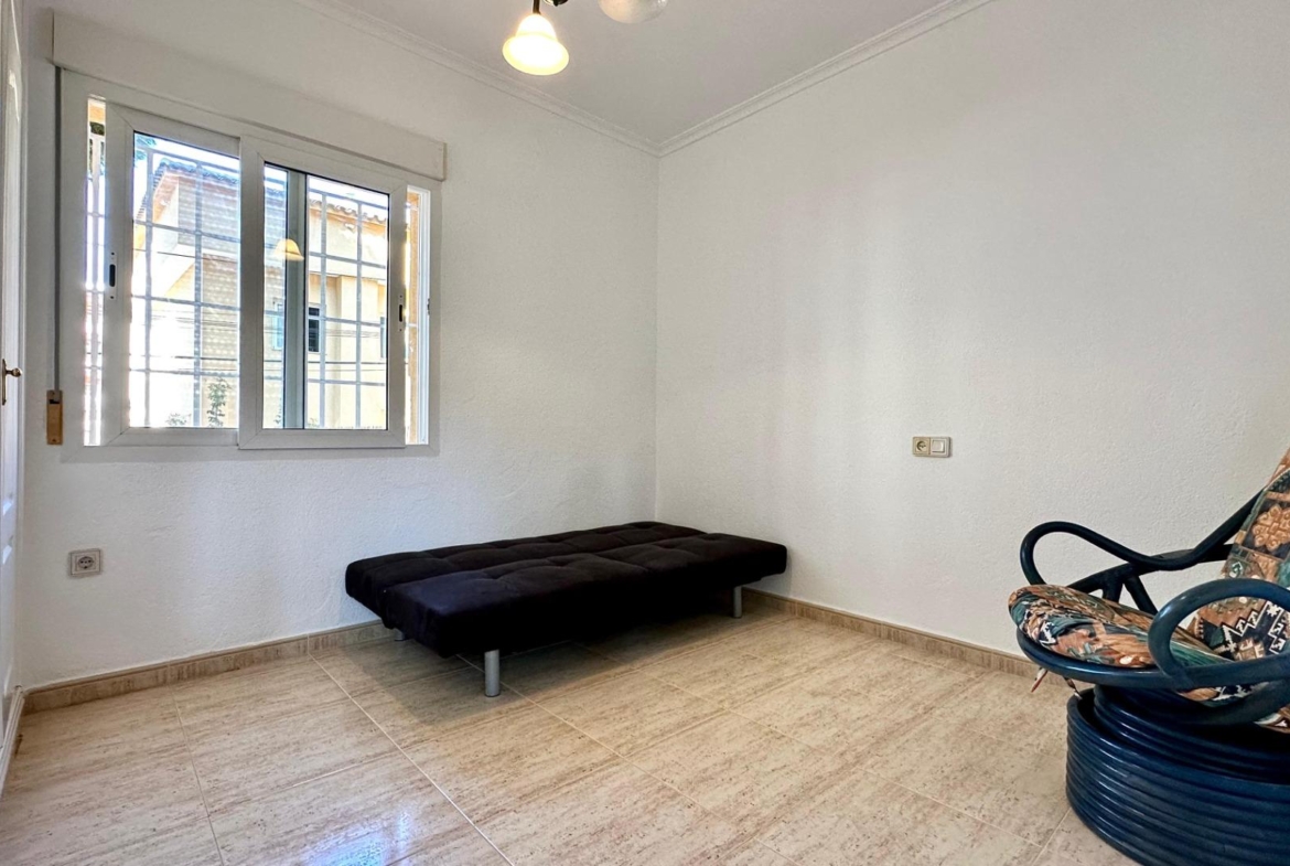 Detached villa close to the sea in Las Rotas