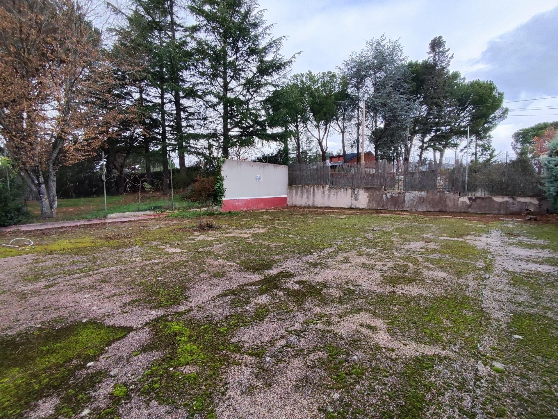 SPECTACULAR DETACHED CHALET IN SOTO DEL REAL, MADRID
