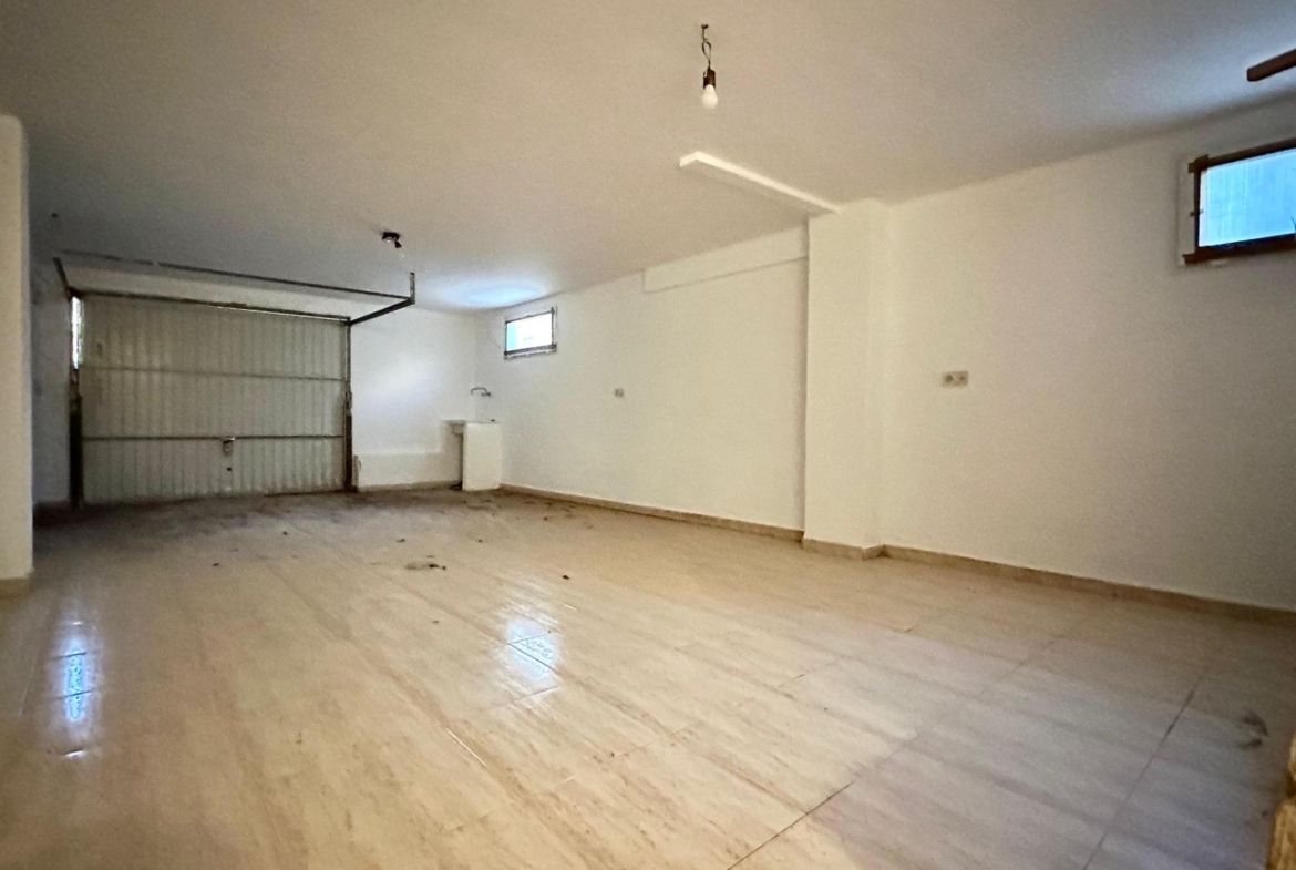 Detached villa close to the sea in Las Rotas