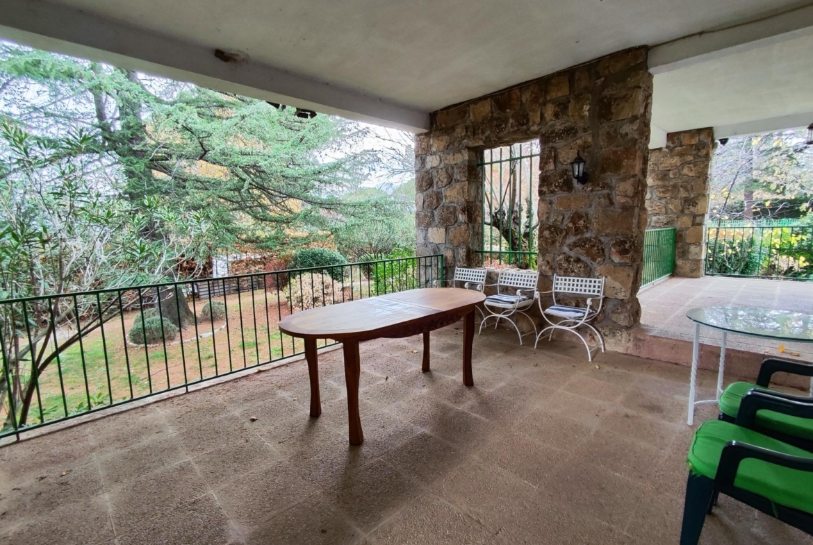 SPECTACULAR DETACHED CHALET IN SOTO DEL REAL, MADRID