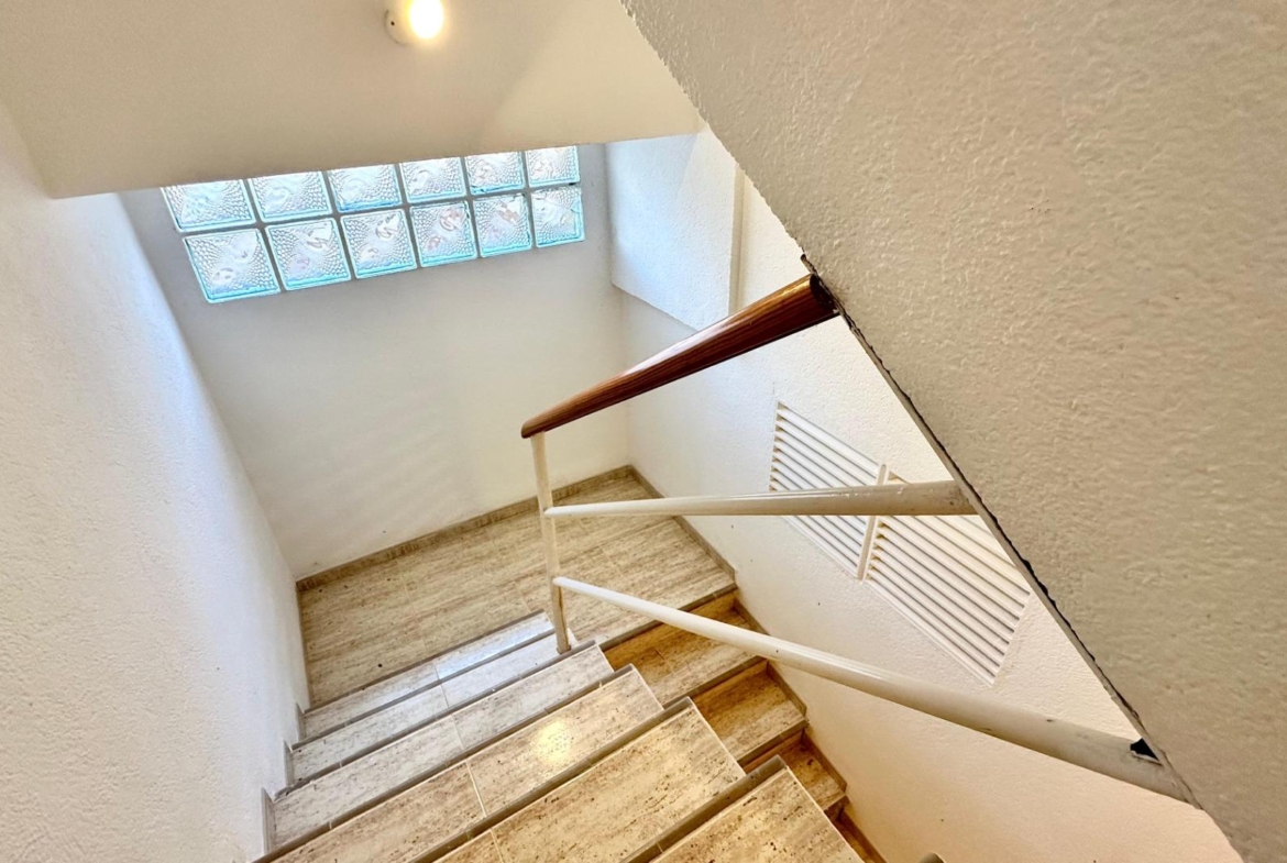 Detached villa close to the sea in Las Rotas