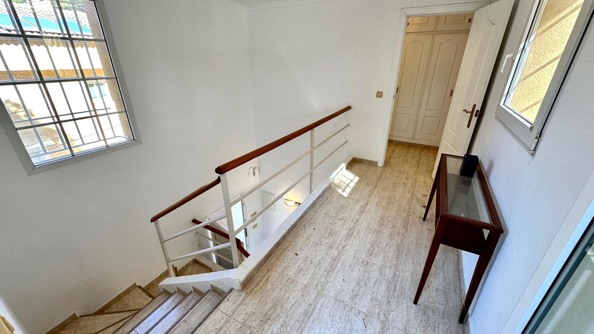 23-8 Detached villa close to the sea in Las Rotas