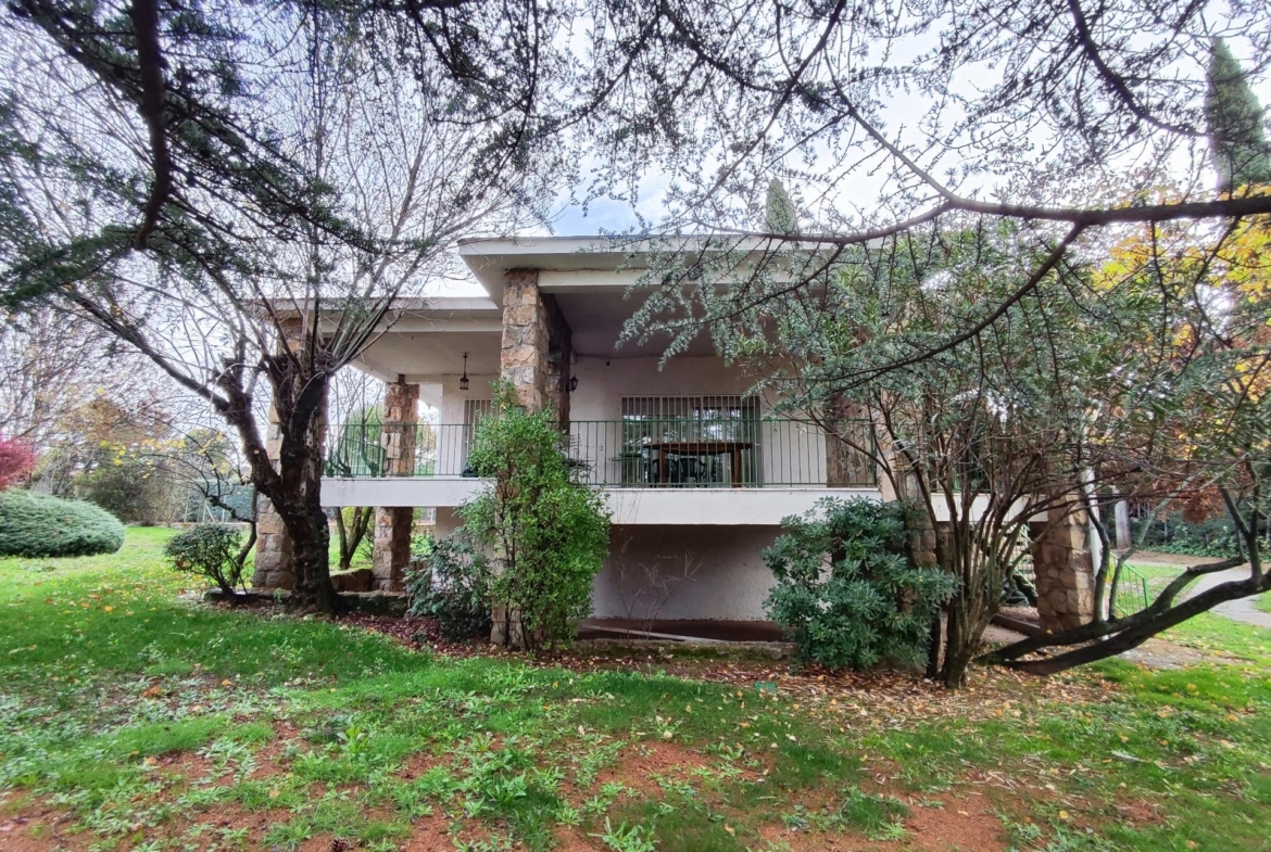 SPECTACULAR DETACHED CHALET IN SOTO DEL REAL, MADRID