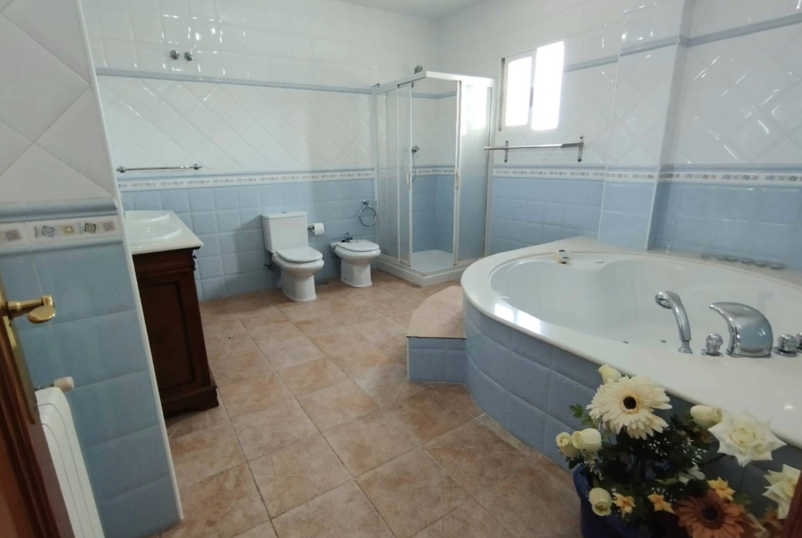 Exclusive Villa with Salt Lake Views in Torrevieja