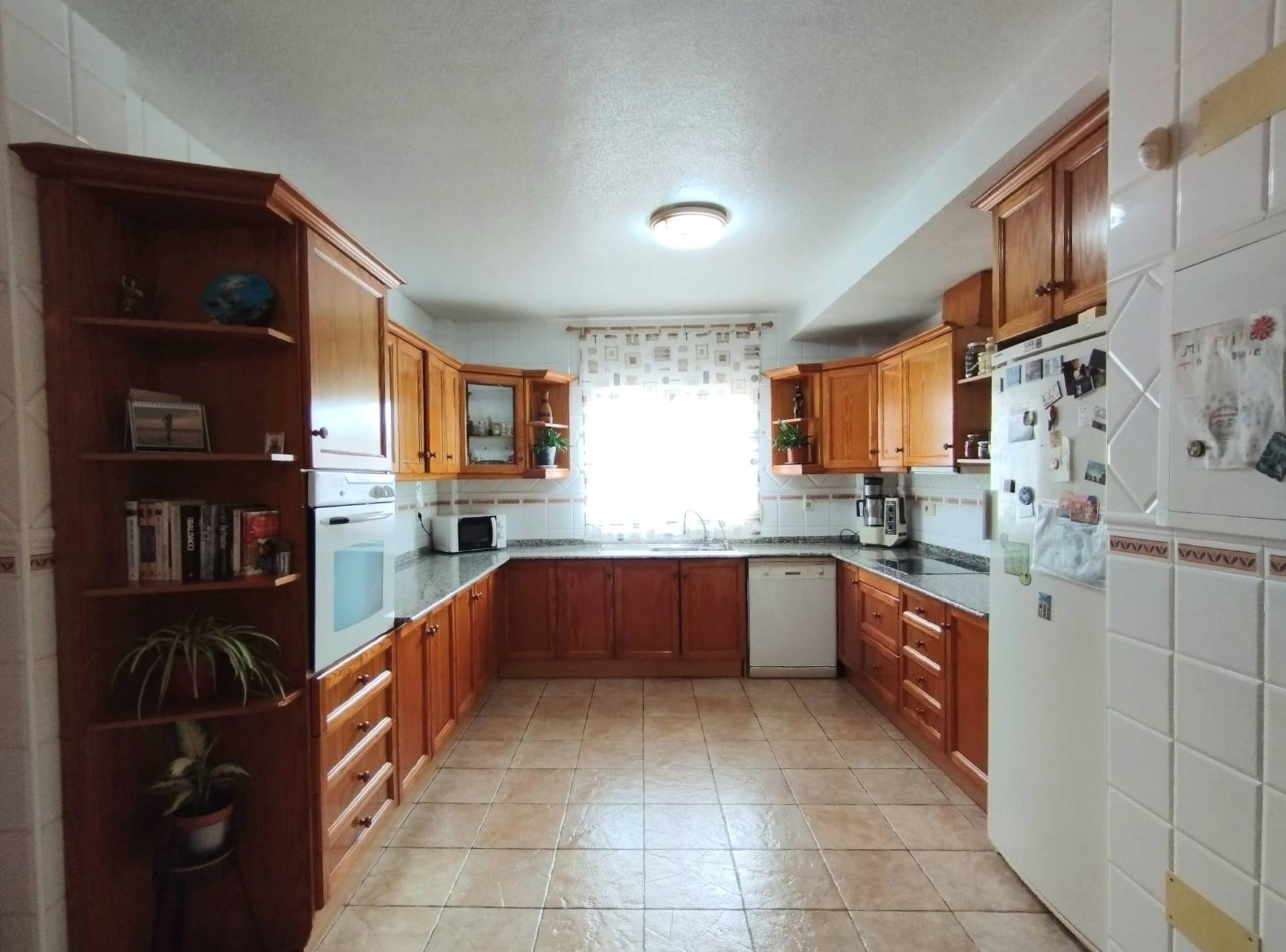 24-9 Exclusive Villa with Salt Lake Views in Torrevieja