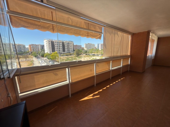 Impecable vivienda en urbanización tranquila cerca de la playa