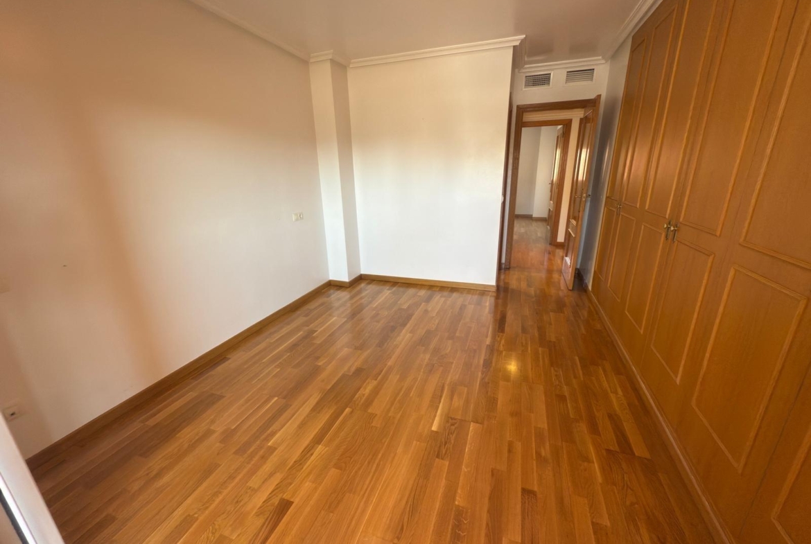Impecable vivienda en urbanización trangua cerca de la playa