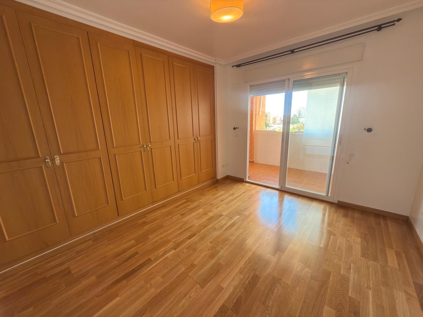 26-17 Impecable vivienda en urbanización trangua cerca de la playa