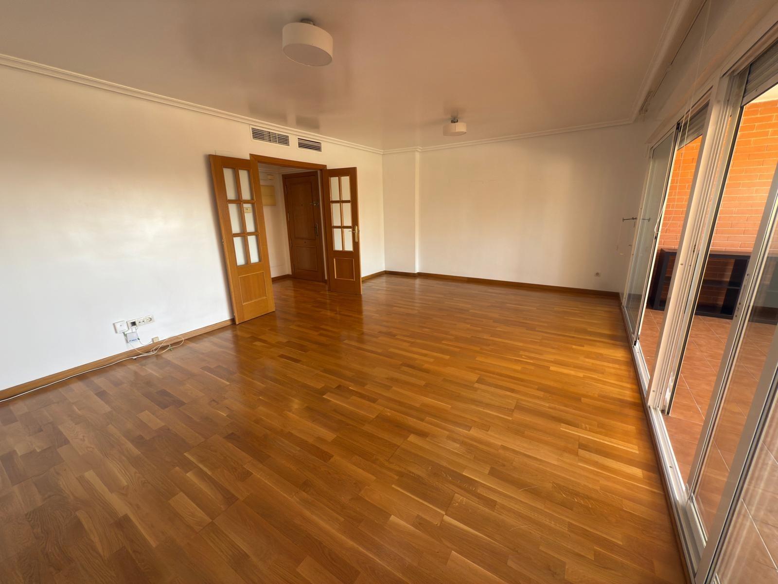 26-2 Impecable vivienda en urbanización trangua cerca de la playa