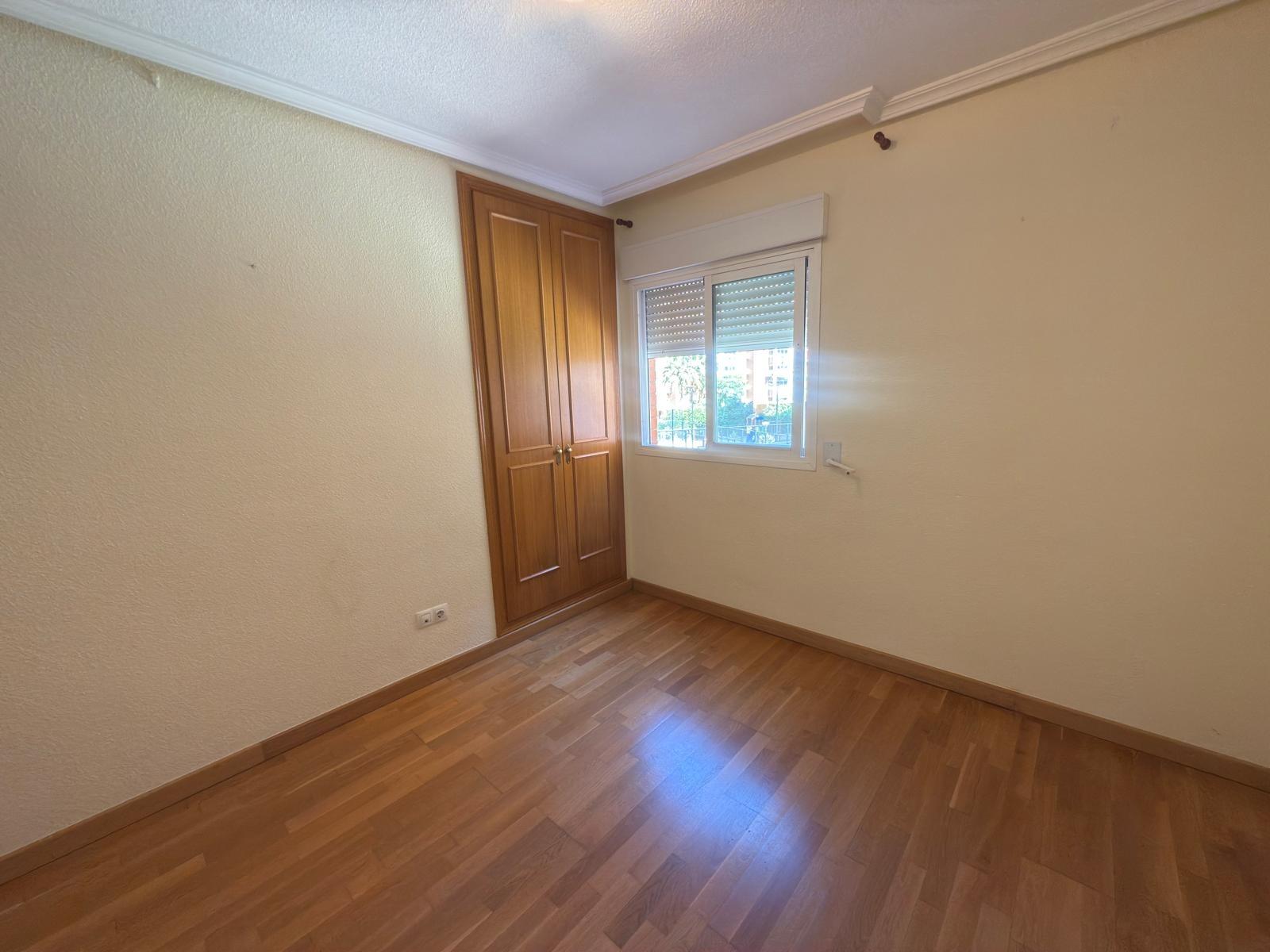 26-22 Impecable vivienda en urbanización trangua cerca de la playa