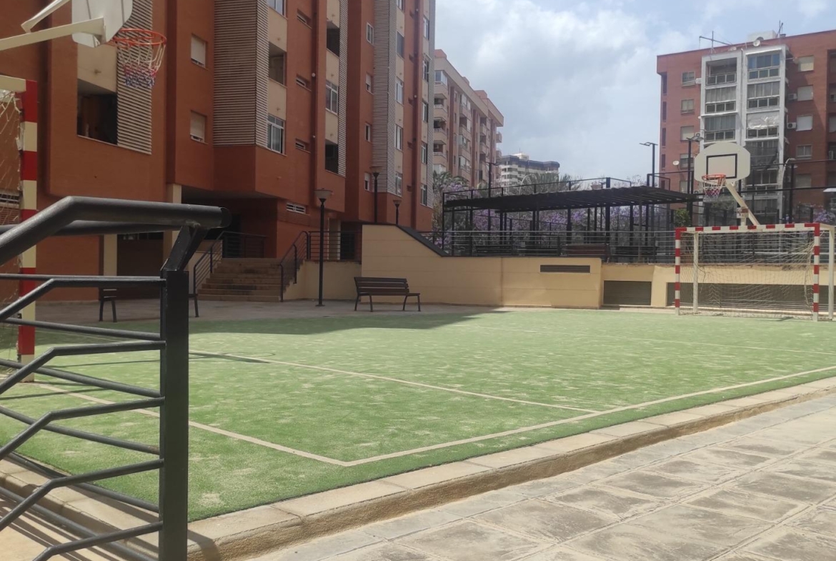 Impecable vivienda en urbanización trangua cerca de la playa