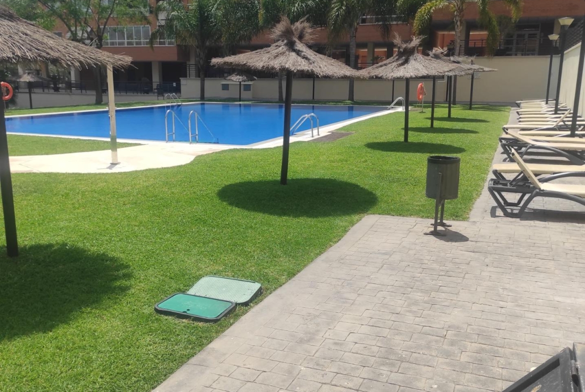 Impecable vivienda en urbanización trangua cerca de la playa