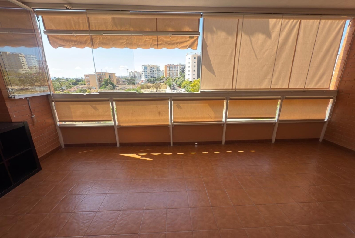 Impecable vivienda en urbanización trangua cerca de la playa