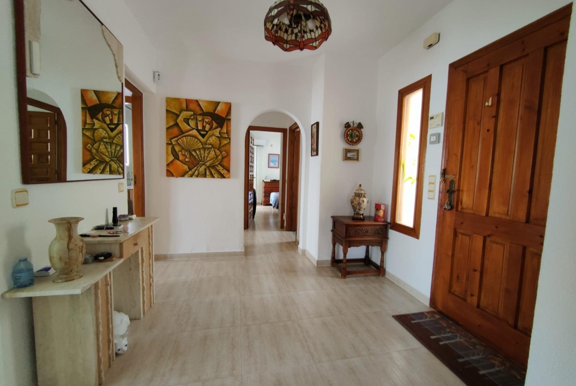 EXCLUSIVA VILLA INDEPENDIENTE EN CUMBRE DEL SOL